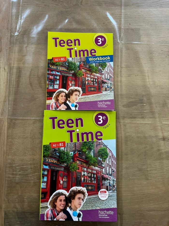 Lots livres teen Time 3e