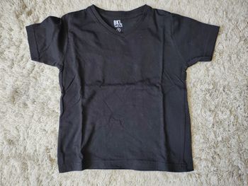 Tee-shirt courtes manches ou maillot de corps taille 5 ans