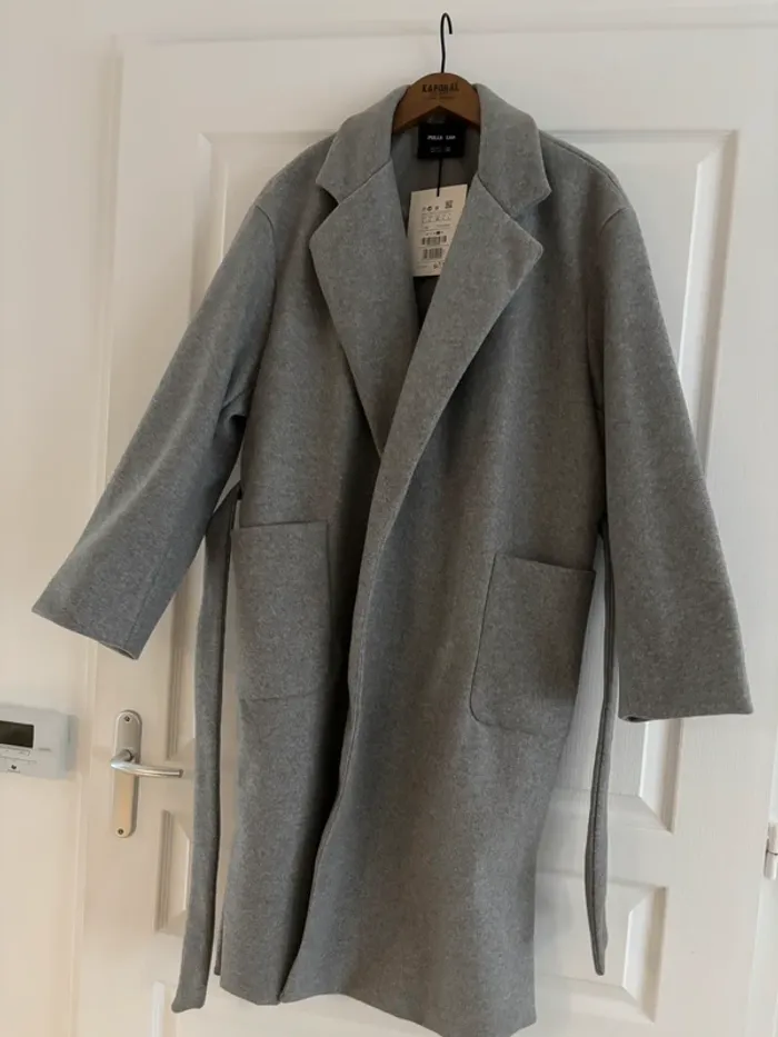 Manteau pull & bear - photo numéro 3