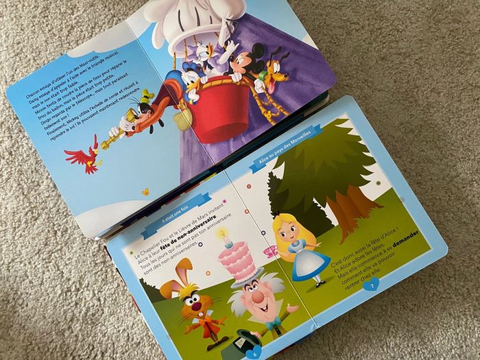 Lot 2 gros livres histoires Disney et Mickey 🌻 - photo numéro 4