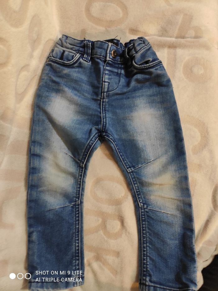 Jeans 2/3 ans - photo numéro 2
