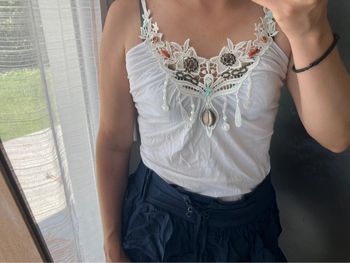 Débardeur blanc fleur