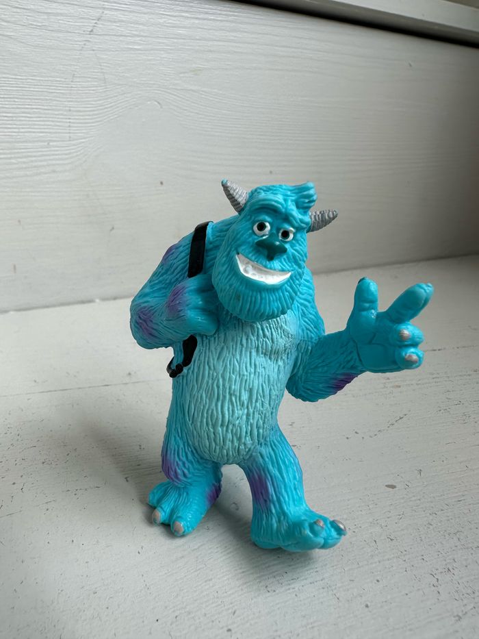 Figurine Sully académie