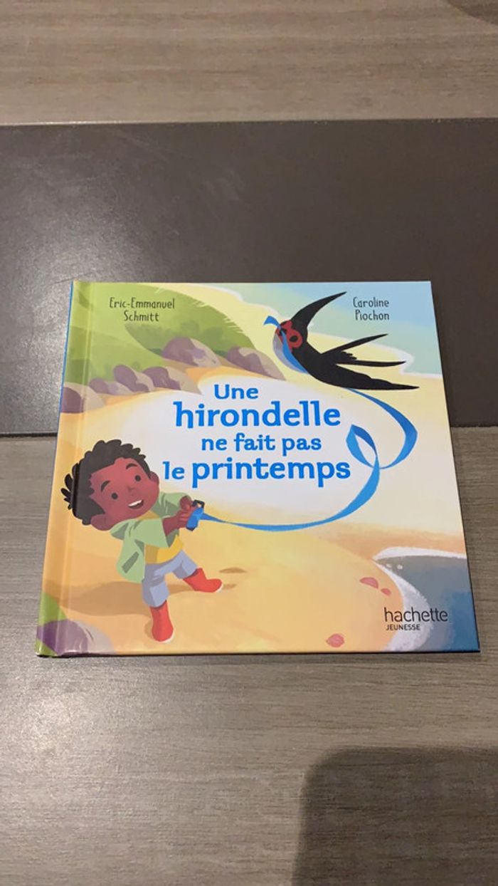 Livre une hirondelle ne fait pas le printemps