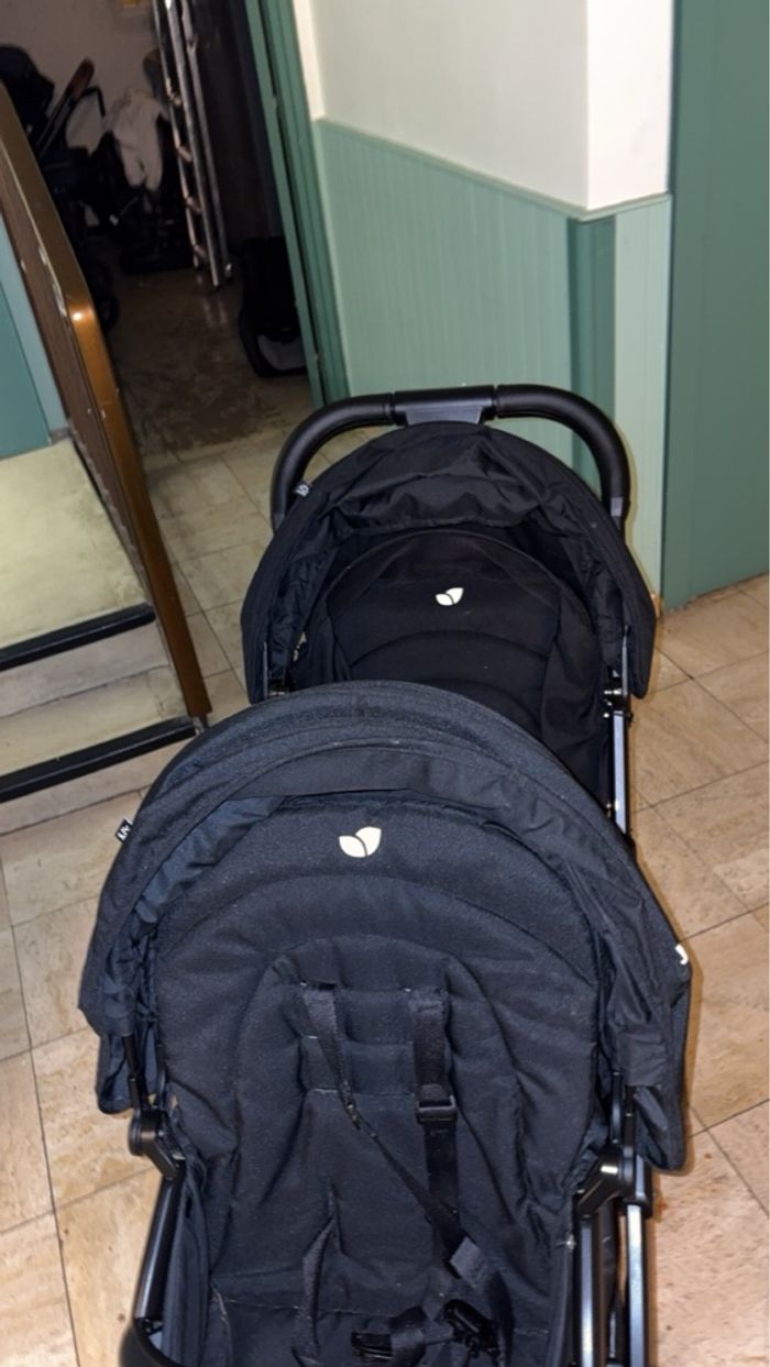 Poussette double - photo numéro 2