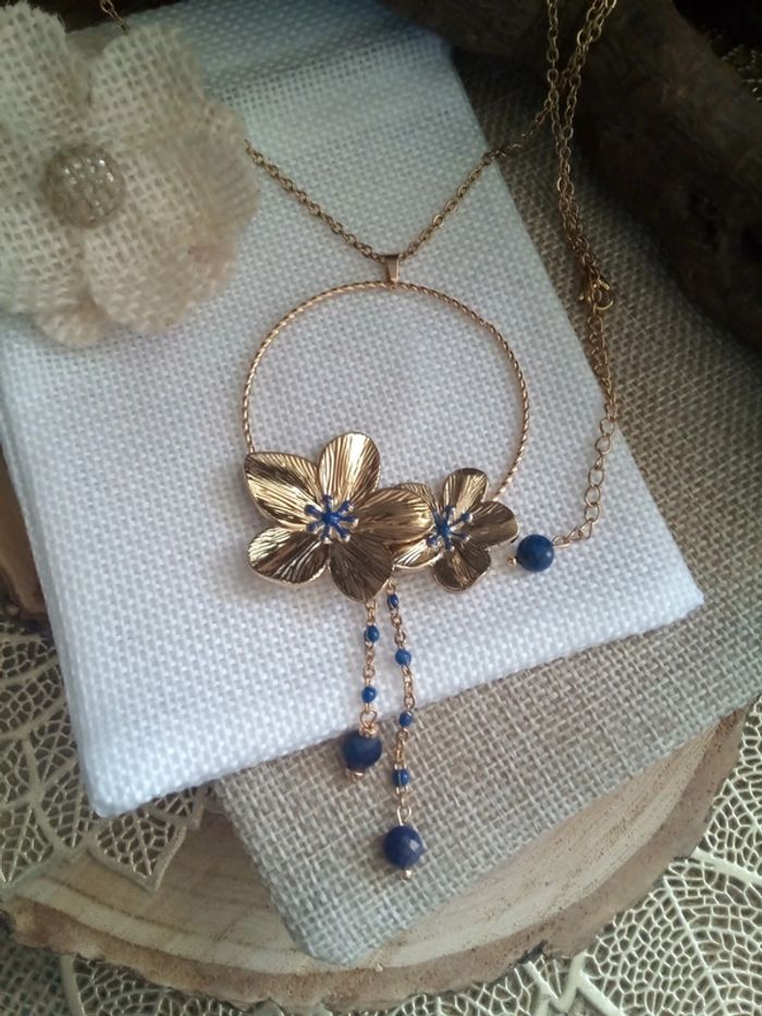 Collier bohème fleurs et pierres de lapis lazuli - photo numéro 5