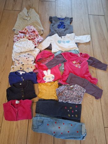 Lot vêtements bébé fille 12 mois