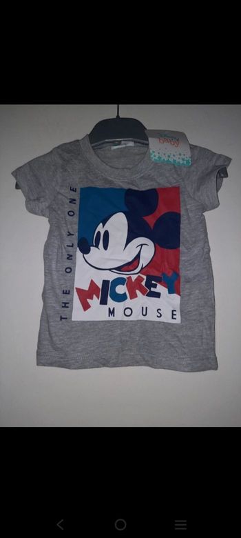 Tee shirt Mickey Disney taille 6 mois