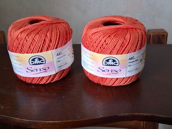 2 pelotes de fil pour crochet,  corail 