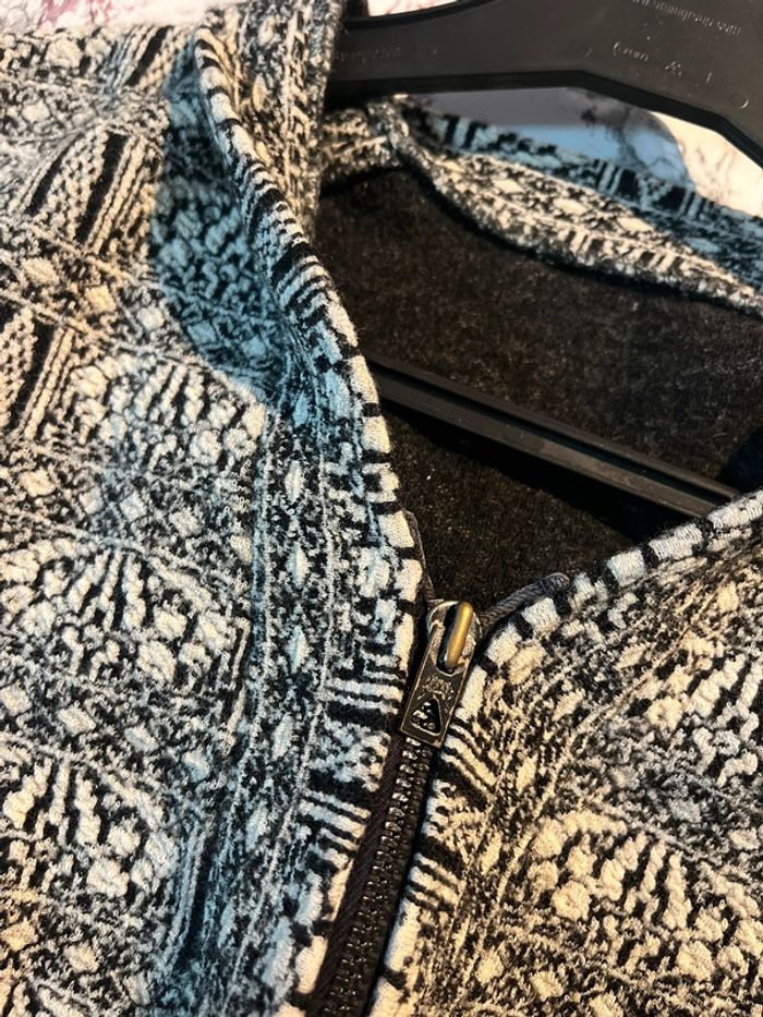 Veste noir et blanc - photo numéro 3
