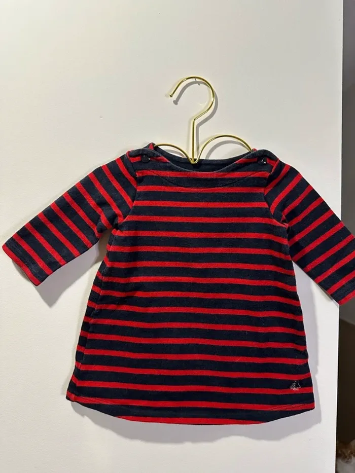 Robe rayée bleue marine et rouge petit bateau 6- mois