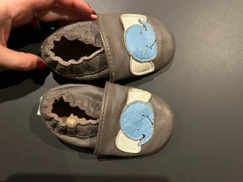 Chausson enfant en cuir T22-23