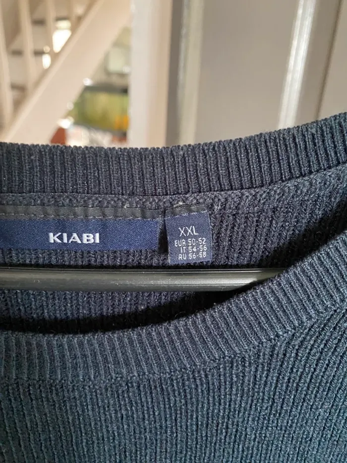 Pull en mailles marine taille 50 - photo numéro 7