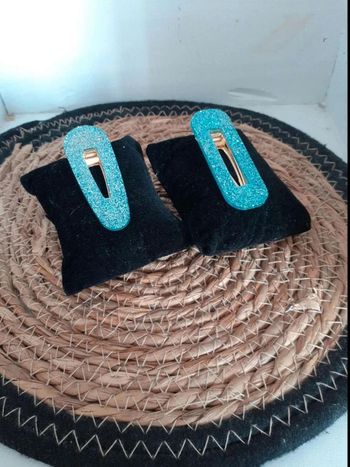 Barrette  cheveux  bleu  pailletée n°13