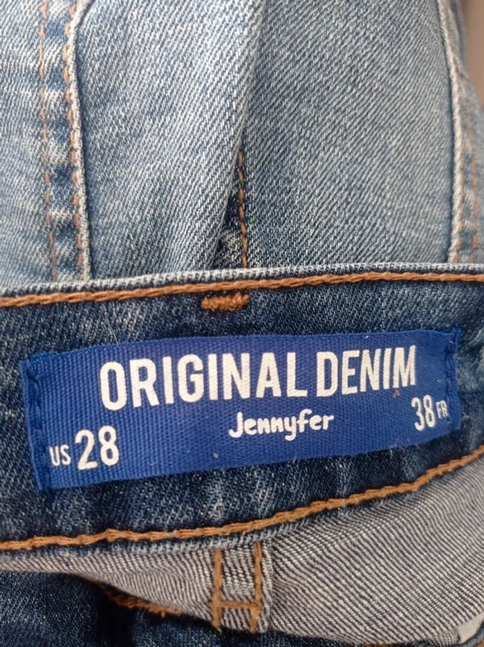 Short en jean's bleu clair délavé troué fashion original denim T.38 Jennyfer - photo numéro 6