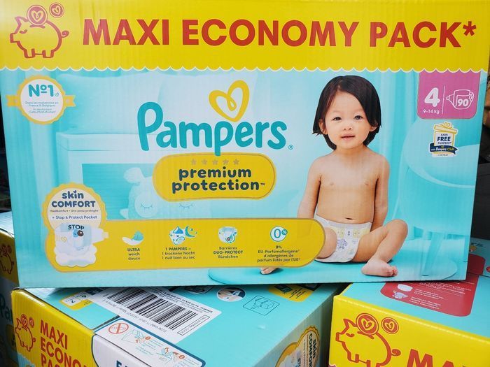 Couches Pampers Prenium protection taille 4, 90 Couches.