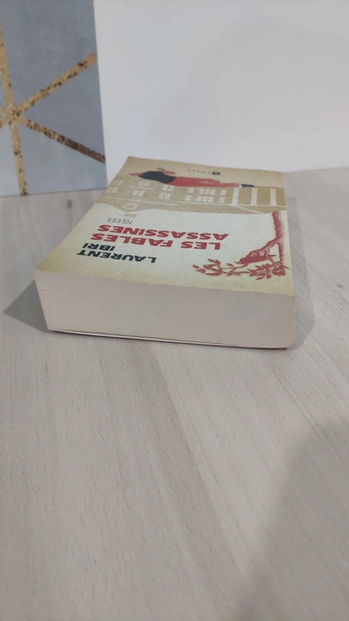 Livre grand format policier les fables assassines Ibri - photo numéro 4