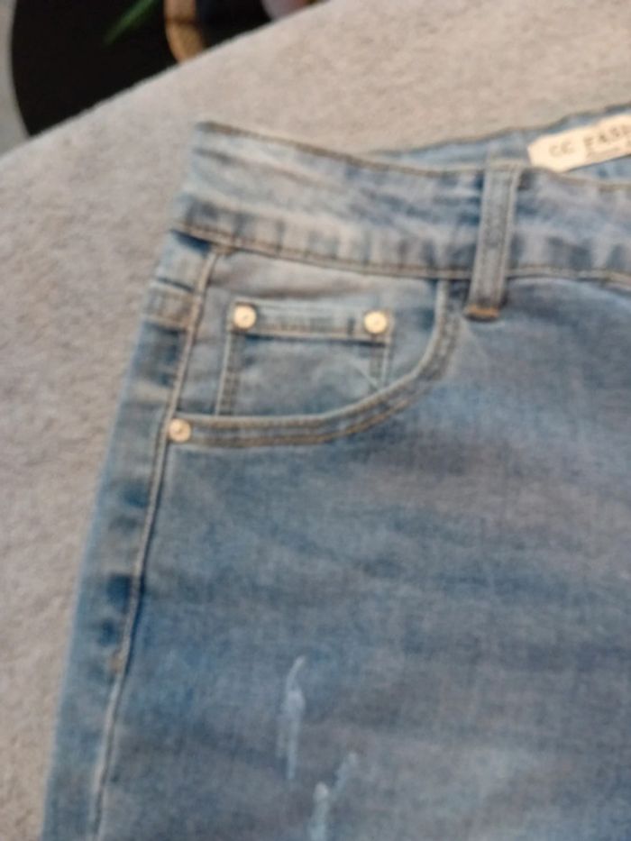 Jeans 16 ans Neuf - photo numéro 4