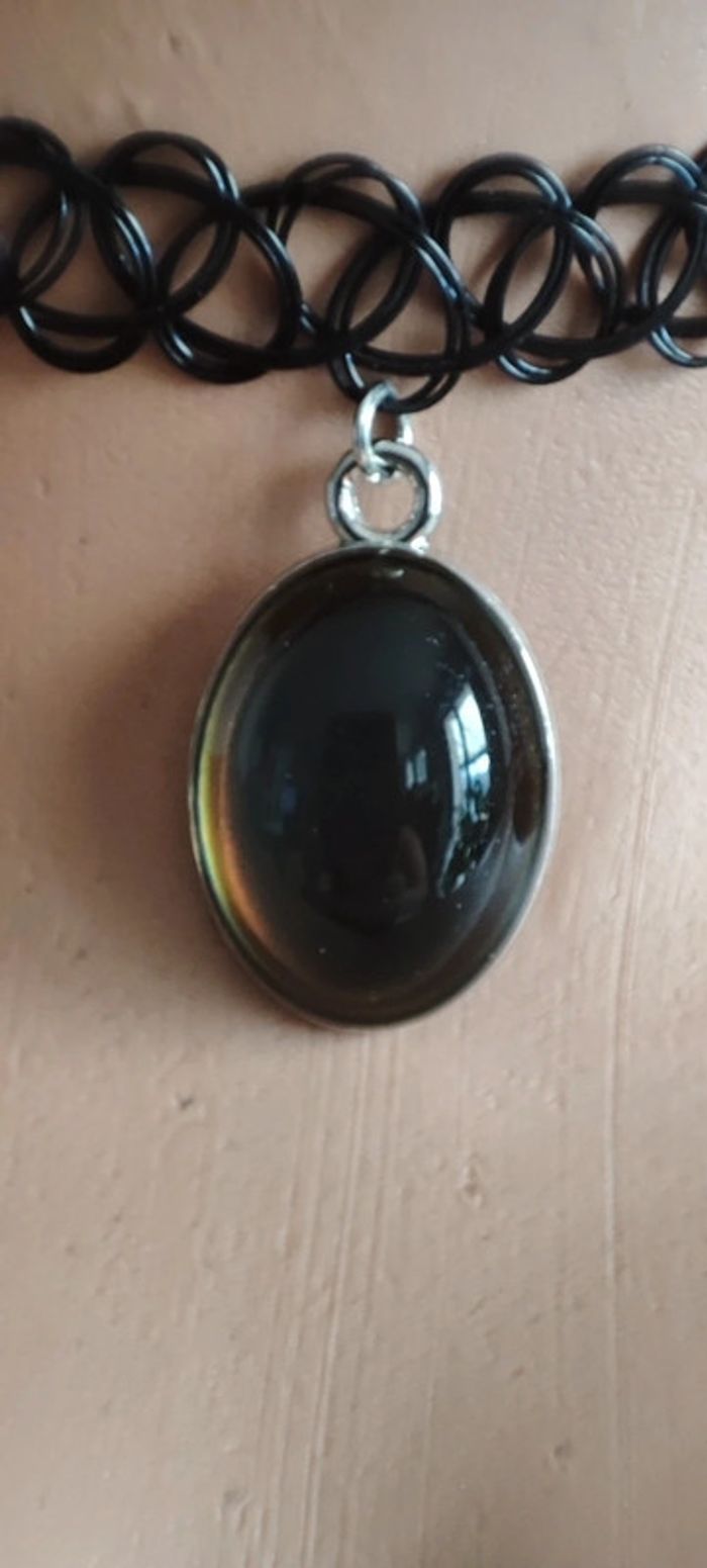 Ras du cou tattoo - photo numéro 3