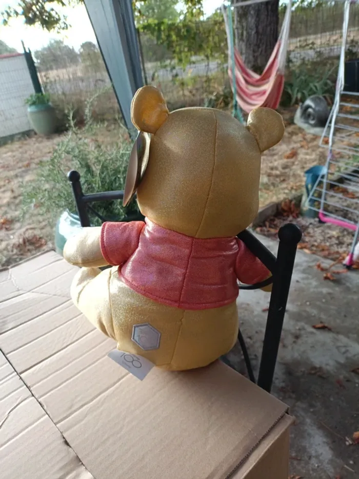 Peluche doudou Winnie l'ourson musical Disney - photo numéro 6