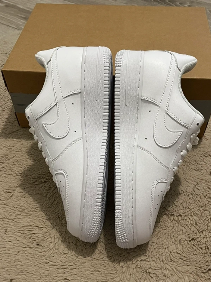 Nike Air Force 1 Low '07 Blanche 40 - photo numéro 3