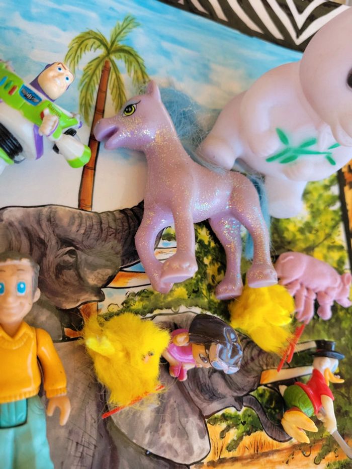 Gros lot figurine jouet dont cheval disney monsier dora picsou - photo numéro 4