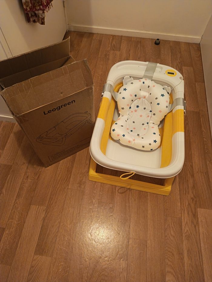 Baignoire bébé pliable avec coussin