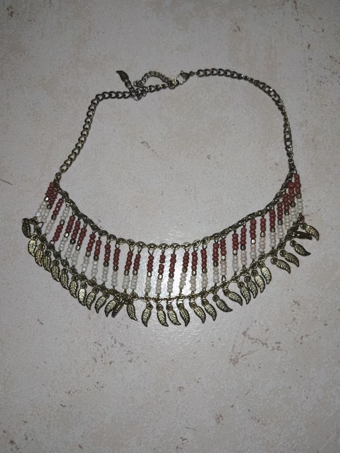 Collier ras le cou MOA