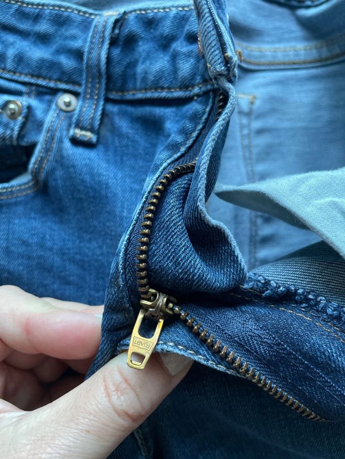 Jean levi’s droit taille 30 (équivalent 38) - photo numéro 7