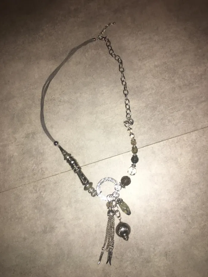 Collier - photo numéro 2