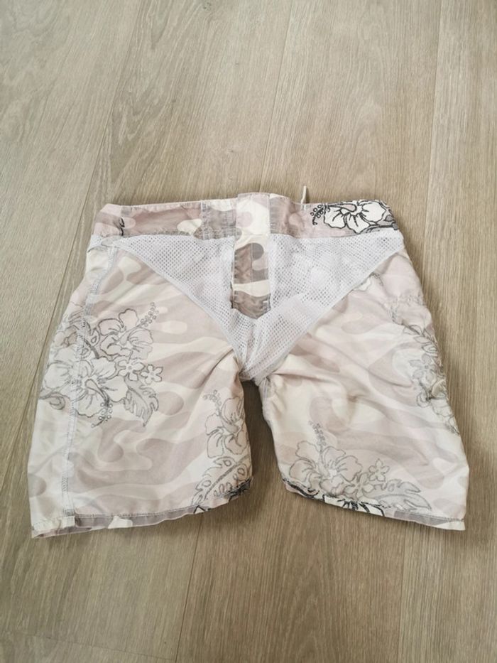 Short de bain 11-12 ans - photo numéro 3