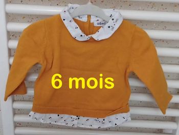 Pull moutarde Gémo Taille 6 mois