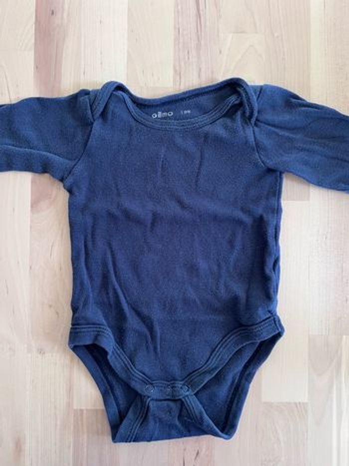 7 bodies 9 mois manches longues + 5 offerts - photo numéro 3