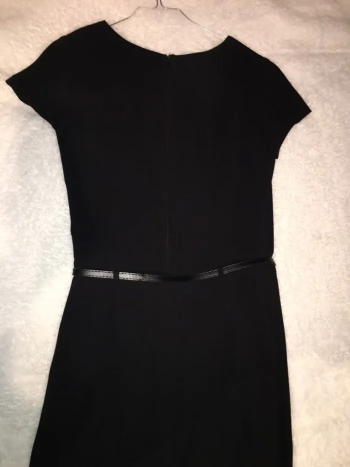 Belle robe noir doublée