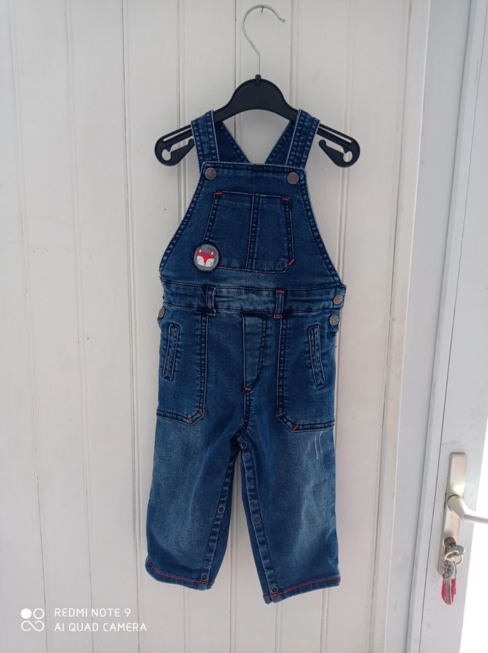 Salopette taille 9 mois