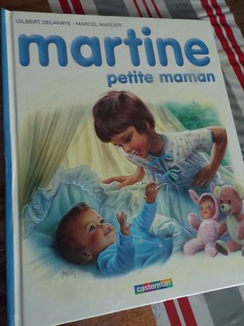 Livre Martine  N° 18 petite maman Casterman