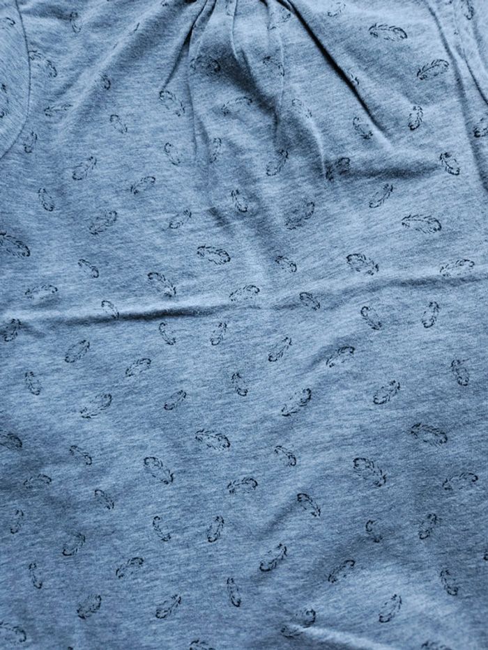 Lot tee-shirts / sous-pulls - photo numéro 10