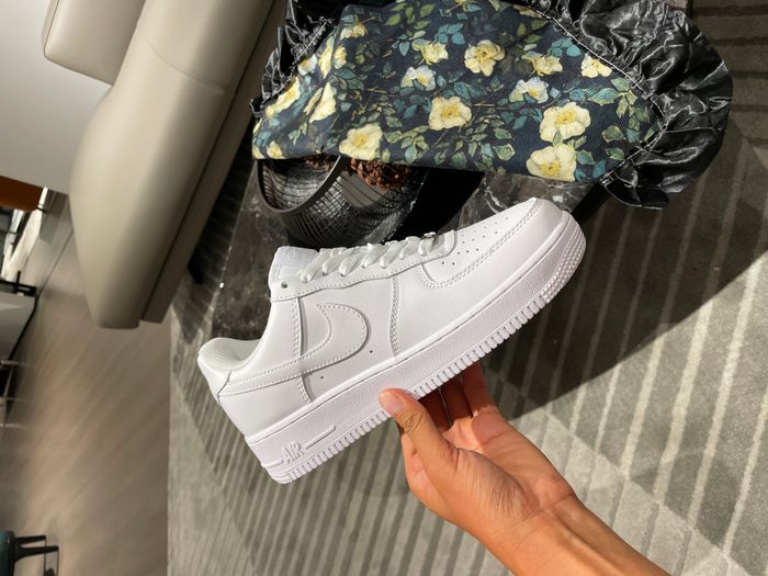 Nike_ Air_ Force_ 1_ Low '07_ Biały R.43 - photo numéro 2