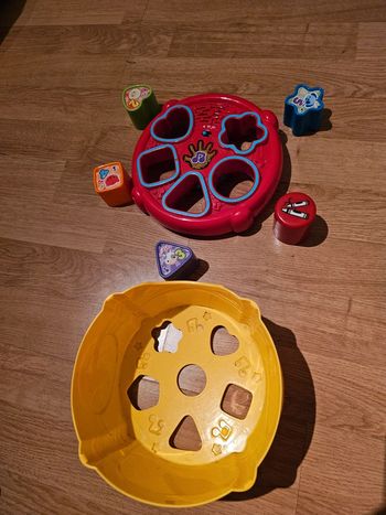 Jeux des formes a insérer