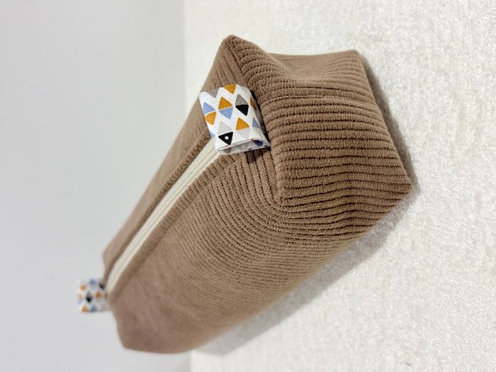 Trousse Velours Côtelé couleur Chocolat - photo numéro 2