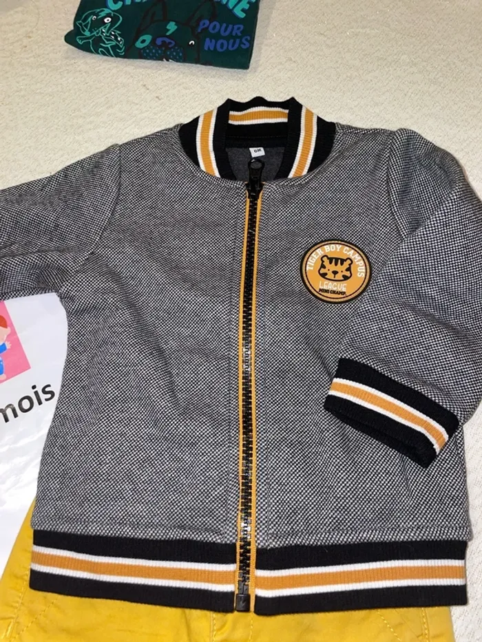 Ensemble Kiabi 6 mois neuf - photo numéro 2