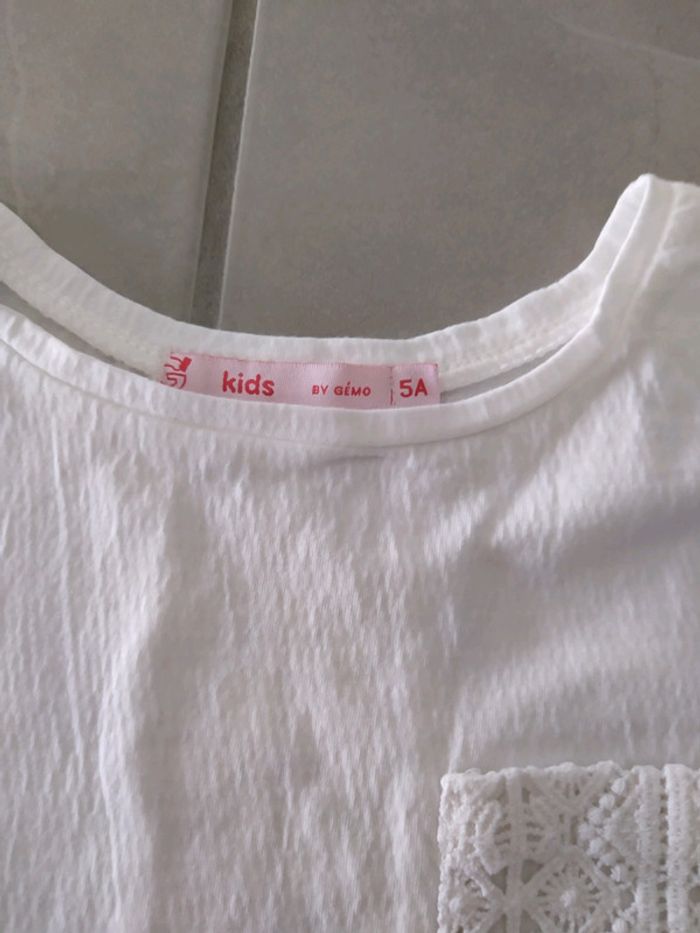 Tee-shirt fille 5 ans - photo numéro 3