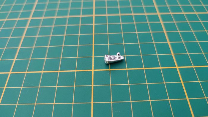 Phare arrière pièce détachée miniature Mercedes Benz SSK 1928 1/18 burago BBurago #B69 - photo numéro 2