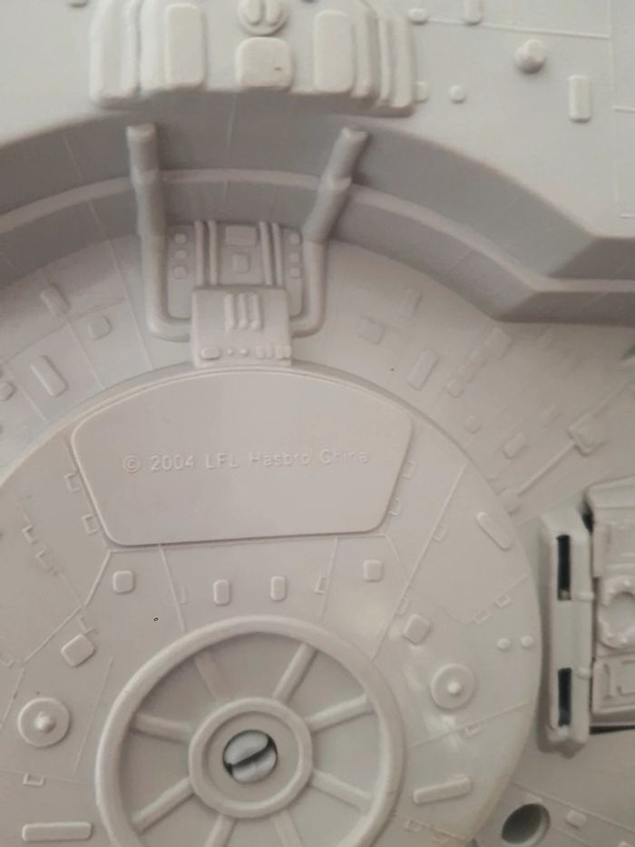 Star Wars Faucon Millenium 2004 Hasbro - photo numéro 9