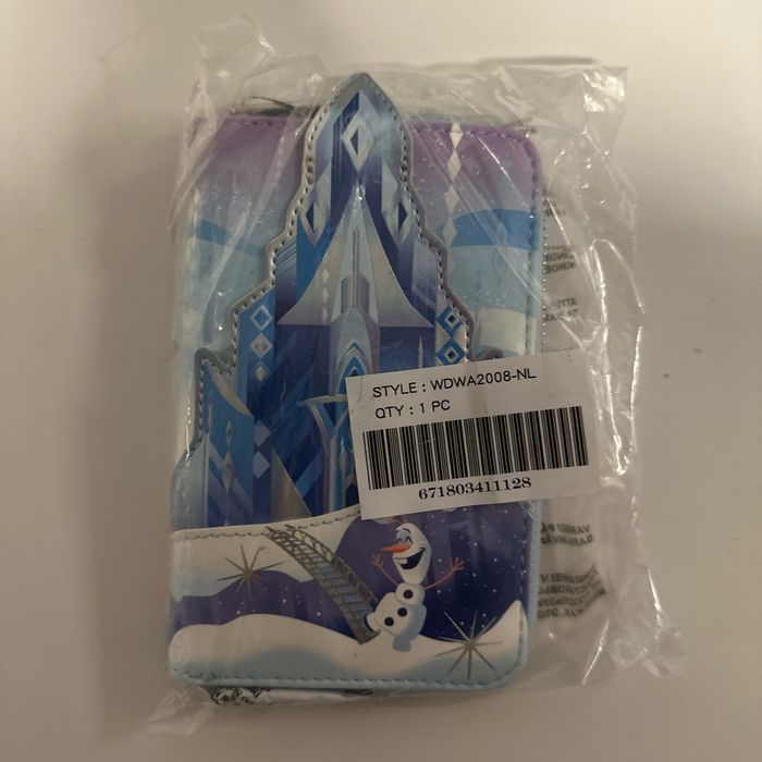 Portefeuille Loungefly Olaf
