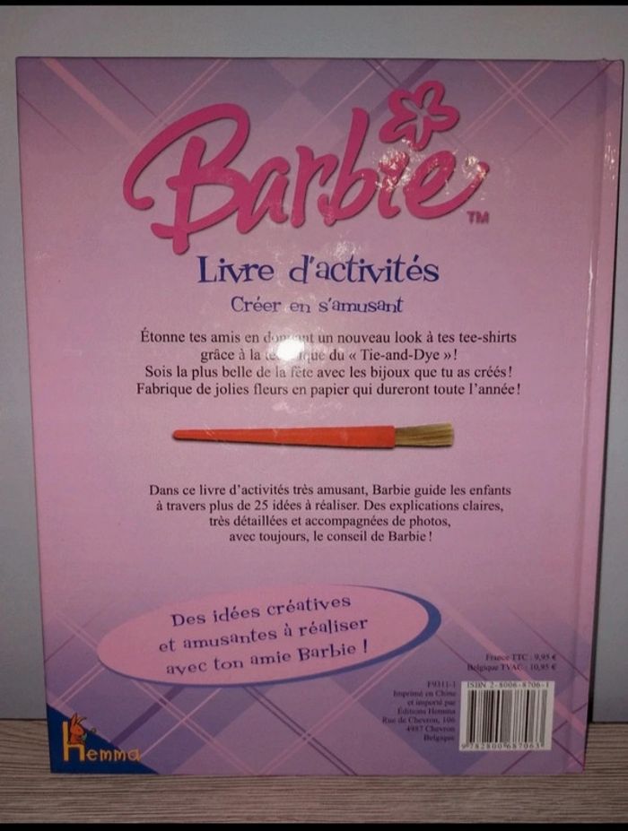 Livre activité de barbie - photo numéro 3