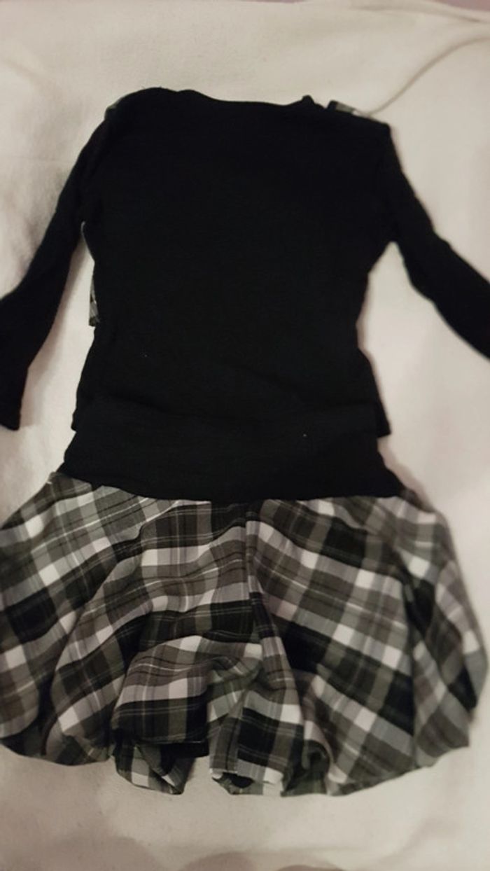 Tenue short bouffant 3 ans - photo numéro 2