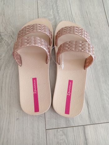 Sandales plates taille 36