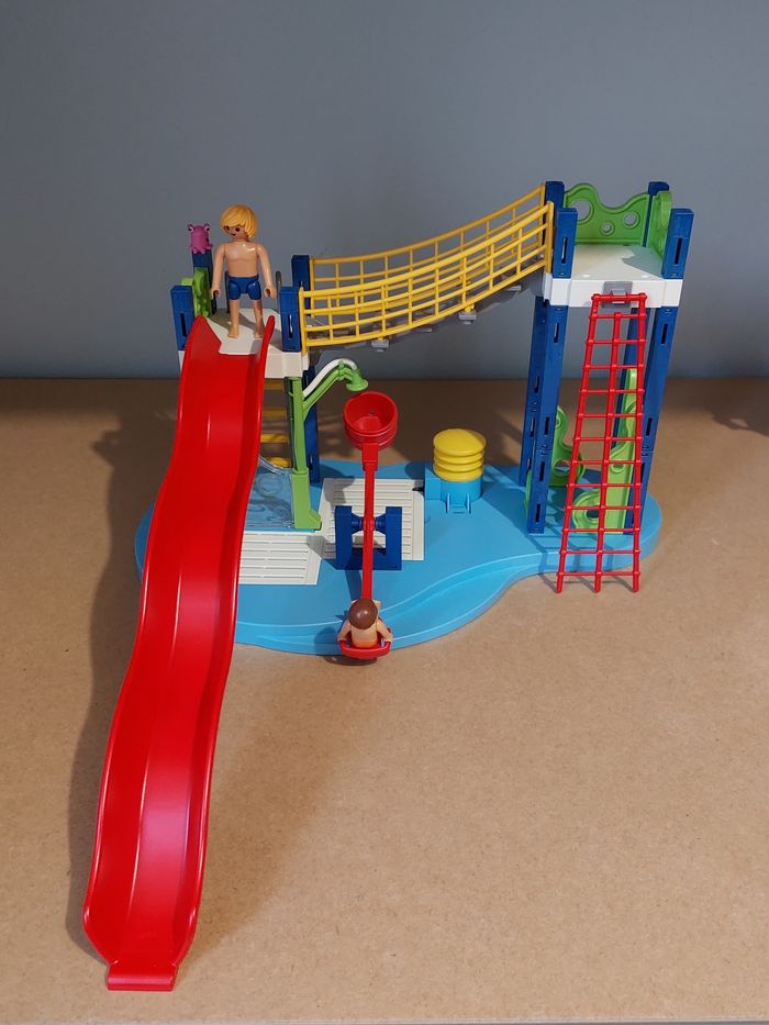 Aire de jeux aquatique playmobil