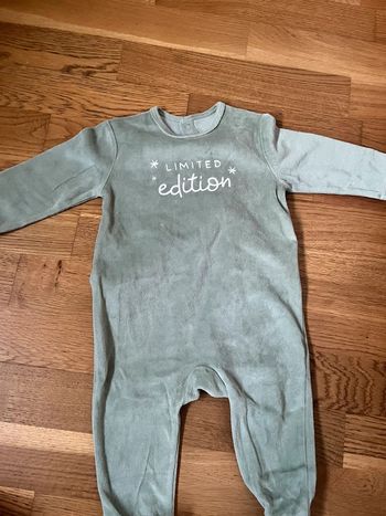 Pyjama vert 9mois